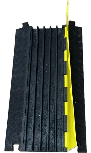 Tapa Cable 5 Vias 88cm Poliuretano Antideslizante Piso Canal 1 Tapa Cable 5 Vias 88cm Poliuretano Antideslizante Piso Canal